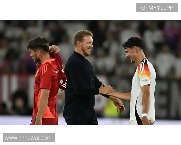 足球明星温情瞬间高清拥抱视频展现友谊与团结的力量